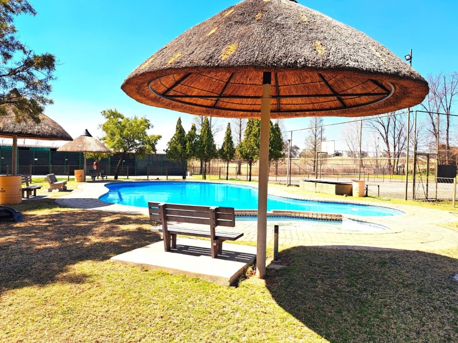 2 Bedroom Property for Sale in Clavadel River Lodge Free State
